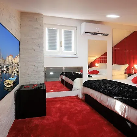 Apartment Redrose Piran